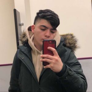 Meet your Posher, Daniel